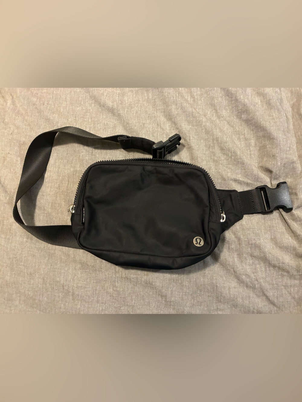 lululemon athletica Everywhere Belt Bag 2L Black